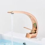 ajoutez une touche delegance moderne a votre salle de bain rose dore 668 1