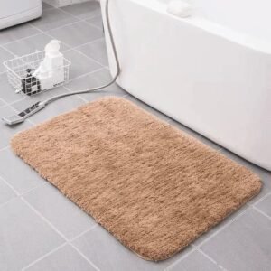 elegance et confort le tapis en velours qui sublime votre salle de bain marron 533 1