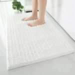 marchez sur un nuage avec notre tapis moelleux confort en microfibre blanc 40x60cm 700 1