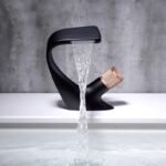 mitigeur lavabo en laiton massif style et fonctionnalite unis noir rose 325 1