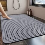offrez vous confort et securite avec notre tapis fond de douche innovant gris 35x70cm 603 1