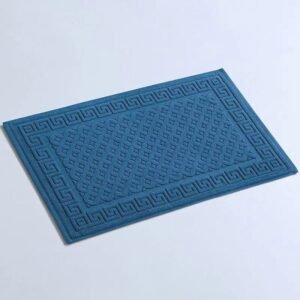 plongez dans le confort et la securite avec notre tapis de bain anti derapant bleu 843 1