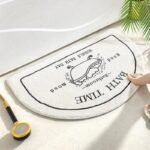 plongez dans le confort ultime avec notre tapis de douche demi lune bathtime 40x60cm 962 1
