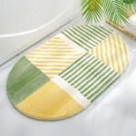 reveillez votre salle de bain avec notre tapis ovale elegant jaune 40x60cm 738 1