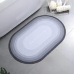 tapis absorbant microfibre elegance et confort pour votre salle de bain gris 914 1