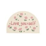 tapis de bain demi lune original elegance et douceur assurees love yourself 40x60cm 276 1