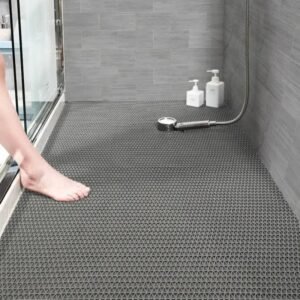 tapis de bain doux et securise pour votre douche italienne gris fonce 50x80cm 282 1