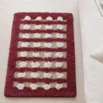 tapis de bain geometrique en microfibre polyester elegance assuree 104 1 1