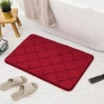 tapis de bain microfibre memoire luxe et confort au quotidien diamond red 40x60cm 570 2