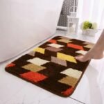 tapis de bain motif alliez confort et elegance au quotidien carre sombre 40x60cm 757 2