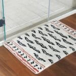 Tapis De Bain Motif Tigré: Audace Et élégance Sous Vos Pieds!