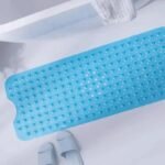 tapis de bain pvc praticite et durabilite a portee main bleu 803 1