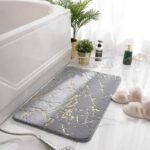 tapis doux et elegant pour un bain design apaisant gris 40x60 cm 814 1