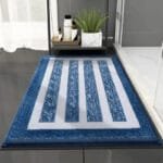 Transformez Votre Bain Avec Notre Tapis Au Style Marin Apaisant! Bleu