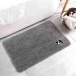 transformez votre routine avec notre tapis de bain antiderapant gris 7e7e7e 40x60cm 815 1