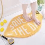 transformez votre salle de bain avec notre tapis citron eclatant 45x75cm 424 1