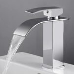 transformez votre salle de bain avec un robinet a cascade luxueux chrome 845 1