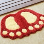 un tapis de bain ludique pour une douceur inegalee carmine 40x60cm 453 1